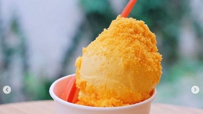 Cheetos Ice Cream. (Instagram/@honest_spoon)