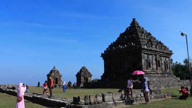 Wisata candi di Kabupaten Sleman. [Situs Pemkab Sleman]