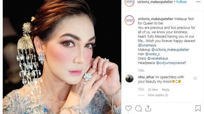 Luna Maya [Instagram/@victoria_makeupatelier]