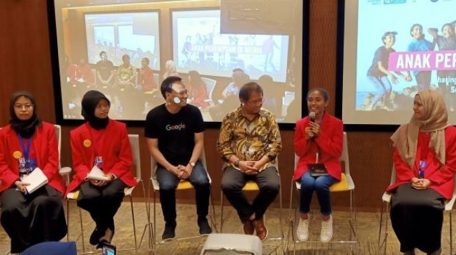 Hari Anak Perempuan, 5 Cerita Siswa Jadi Menteri Hingga Dubes Sehari