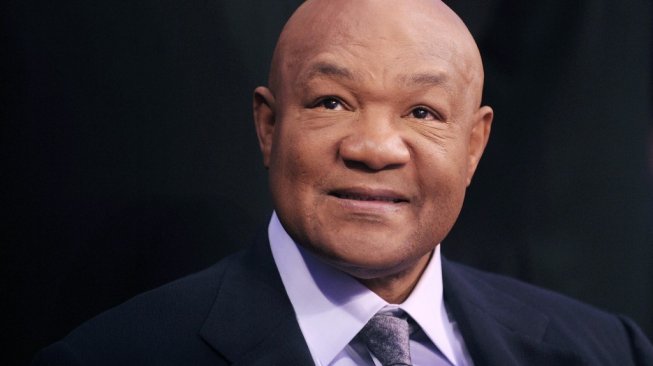 Mantan juara dunia tinju kelas berat yang juga pengusaha sukses asal AS, George Foreman. [AFP/Dale de la Rey]