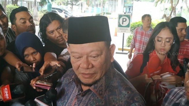 Geram Disebut Settingan, La Nyalla: Usus Wiranto Dipotong 47 Sentimeter