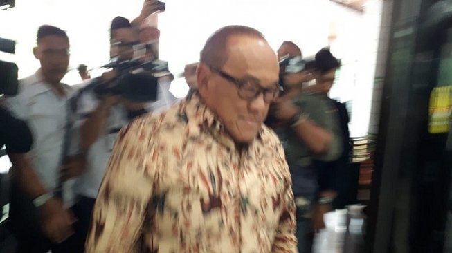 ARB Jenguk Wiranto di RSPAD, SBY dan Ma'ruf Amin Dikabarkan Menyusul