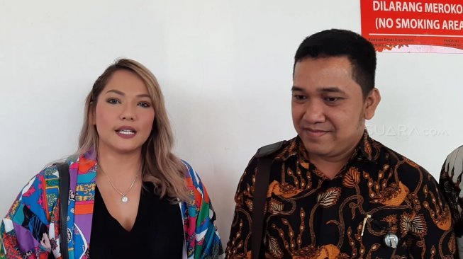 Jenny Cortez Kembali Labrak Fitri Astuti saat Mediasi Nanti?