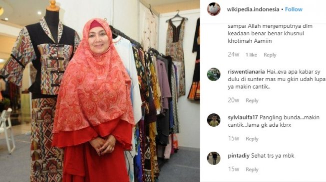 Eva Arnaz Mantan Bintang Film Dewasa Kini Berhijab dan Jual Lontong Sayur