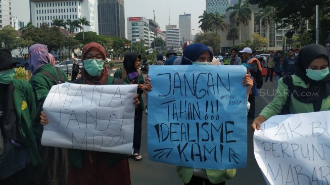 Demo mahasiswa tuntut penerbitan Perppu KPK. (Suara.com/Yasir)