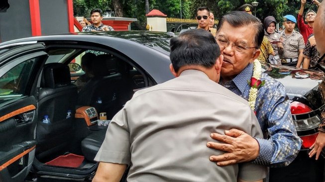 Wakil Presiden Jusuf Kalla di Auditorium Mutiara Perguruan Tinggi Ilmu Kepolisian (PTIK), Kebayoran Baru, Jakarta Selatan, Jumat (18/10/2019). (Suara.com/M. Yasir)