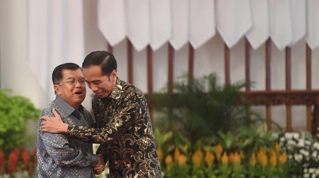 Darmin: Pemerintahan Jokowi Selalu Dimulai saat Ekonomi Melambat