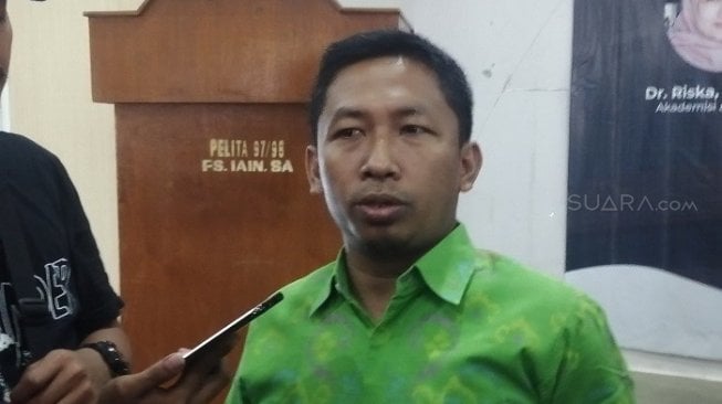 Kirim Gugatan ke MK, BEM Uinsa: Tak Perlu Desak Jokowi Keluarkan Perppu KPK