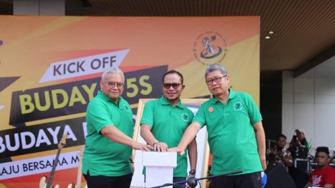 Tingkatkan Produktivitas Kerja, Kemnaker Budayakan 5S