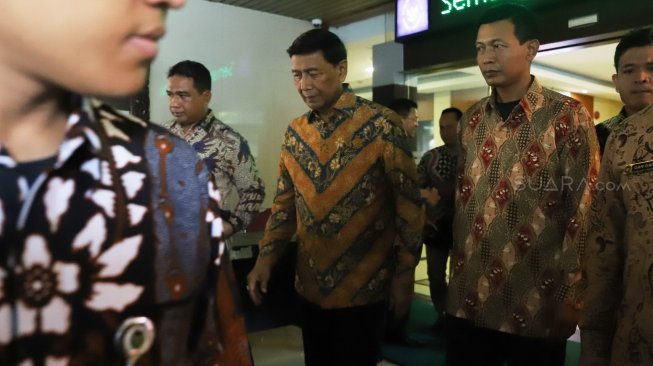 Keluar 3,5 Jam, Wiranto Kembali Dirawat di RSPAD