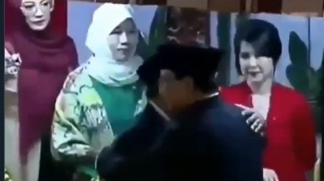 Prabowo Tolak Salaman dengan Grace Natalie saat Pelantikan Jokowi