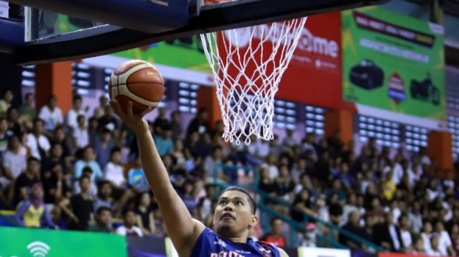 Center Pelita Jaya, Valentino Wuwungan, dicoret dari skuat Timnas Indonesia. [Dok. IBL]