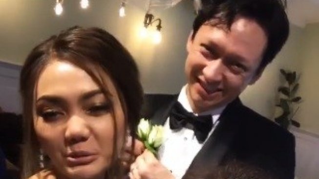 Rina Nose dan Josscy setelah menikah [Instagram]