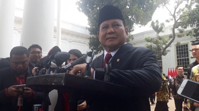 Prabowo Subianto setelah resmi menjabat Menteri Pertahanan. (Suara.com/Ummi HS).