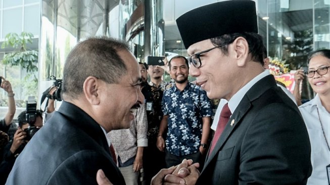 Meleleh Air Mata, Pamitan Arief Yahya di Gedung Sapta Pesona