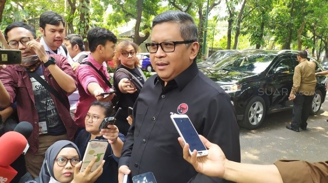 Hasto Dipanggil KPK Terkait Wahyu Setiawan, Ferdinand: Periksa Hari Ini