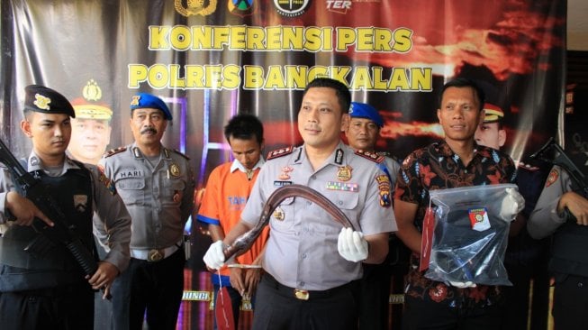 Pembunuhan Sadis di Madura Berlatar Kisah Selingkuh Istri Pelaku dan Korban