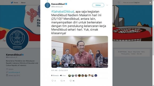 Mendikbud Nadiem Makarim keliling kantor - (Twitter/@Kemdikbud_RI)