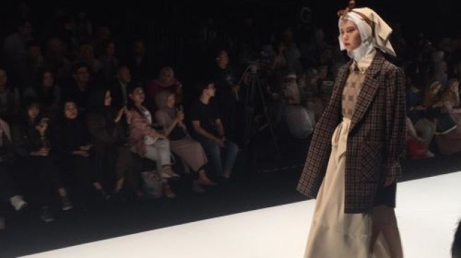  Mantel anti lelah, Inovasi Baru di JFW 2020. (Suara.com/Vessy Frizona)