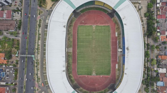 Foto udara Stadion Patriot Candrabhaga di Bekasi, Jawa Barat, Selasa (29/10). [ANTARA FOTO/Hafidz Mubarak]