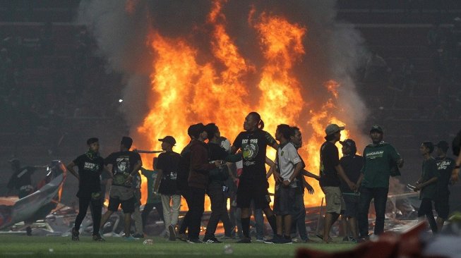 Pasca Kekalahan Persebaya, Ini Fasilitas Stadion GBT yang Dirusak Bonek