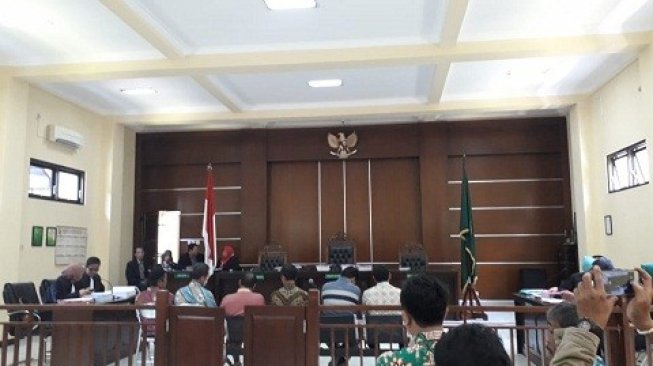 Anggota DPRD Kebumen Disidang Kasus Perbankan Tanpa Izin
