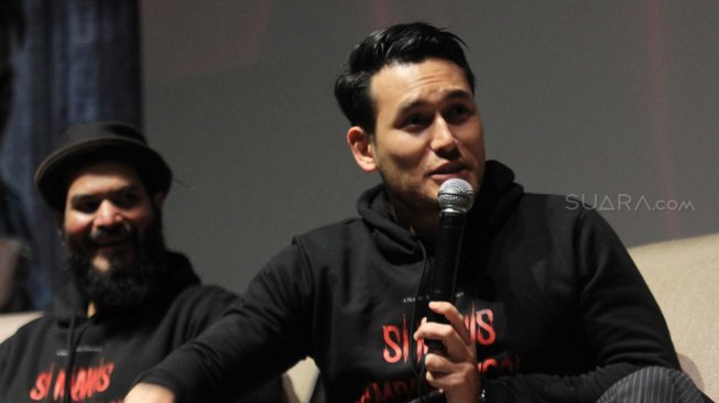 Artis Arifin Putra saat hadiri rilis trailer film Si Manis Jembatan Ancol di XXI Epicentrum, Jakarta, Kamis (31/10). [Suara.com/Oke Atmaja]