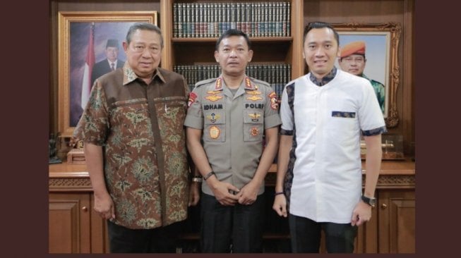 Ibas Pamer Foto Idham Azis Bersebelahan dengan SBY