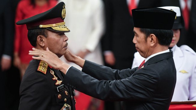 Presiden Jokowi Lantik Idham Azis Sebagai Kapolri