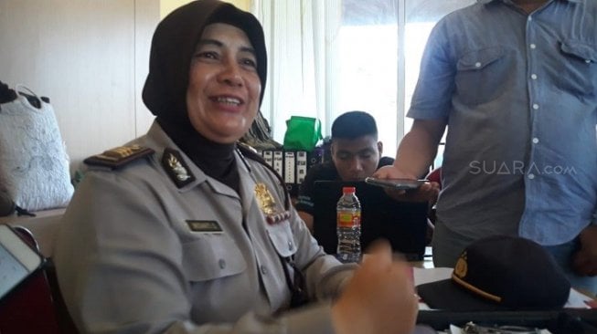 Beraksi Dekat Rumah Wabup, Lelaki Gondrong Peras Payudara Wanita Berhijab