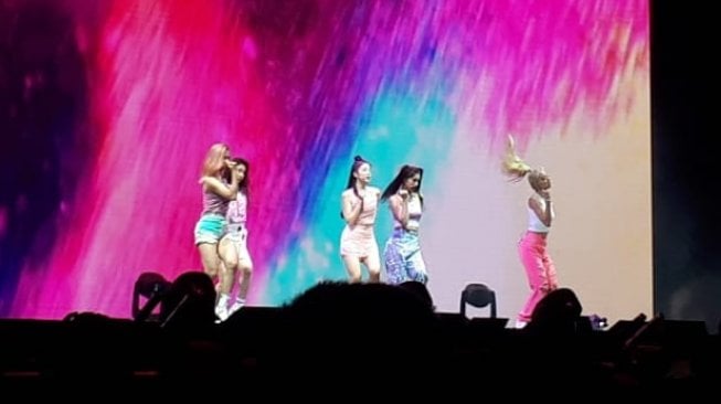 Dihadiri Banyak Penggemar,  ITZY Sukses Gelar Showcase di Jakarta