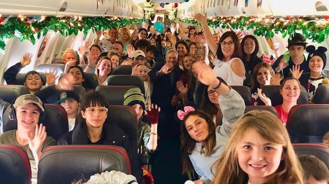 Aktor Gary Sinise Ajak Anak-anak Keluarga Veteran ke Disney World (instagram.com/garysiniseofficial)