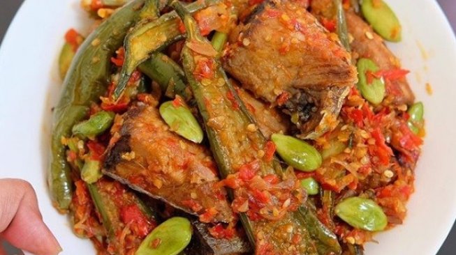 Lezatnya Tongkol Terong Balado, Intip Resepnya Moms