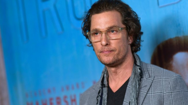 Matthew McConaughey Bakal Perankan Two Face di Film Batman Terbaru?