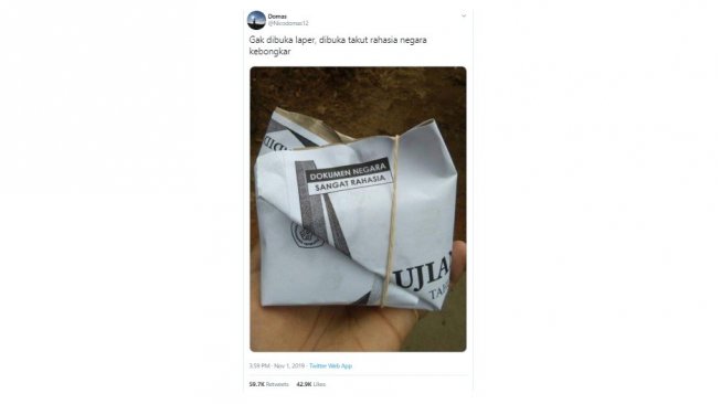 Bungkus nasi pakai dokumen negara. [Twitter]