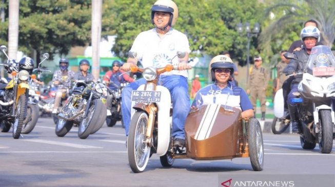 Wali kota Tangerang Sanmori dalam acara Millenial Expo 2019 bertajuk Tangerang Comuniculture [ANTARA Foto].