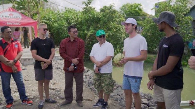 Kampanye cegah sampah ke pantai untuk jaga kebersihan Bali. (Dok Bir Bintang) 