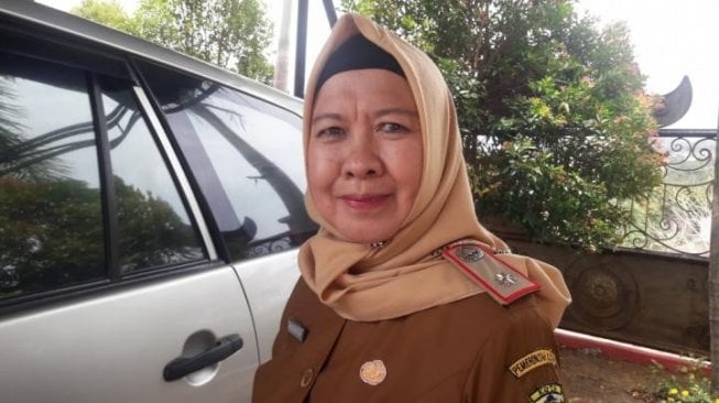 Rawan, Sejumlah Pohon Kedondong Hutan di Bandar Lampung Mulai Ditebang