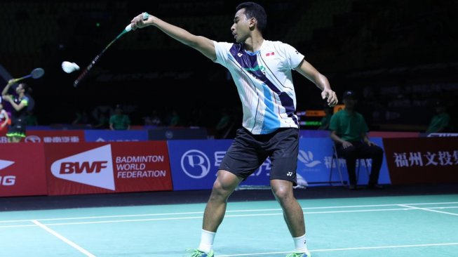 Pebulutangkis tunggal putra Indonesia, Tommy Sugiarto, terhenti di babak pertama Fuzhou China Open 2019 usai kalah dari Sai Praneeth (India), Rabu (6/11). [Humas PBSI]