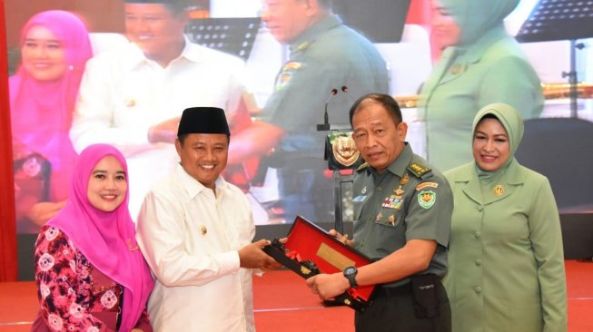 Gantikan Tri Soewandono, Nugroho Budi Wiryanto Jabat Pangdam III/Siliwangi