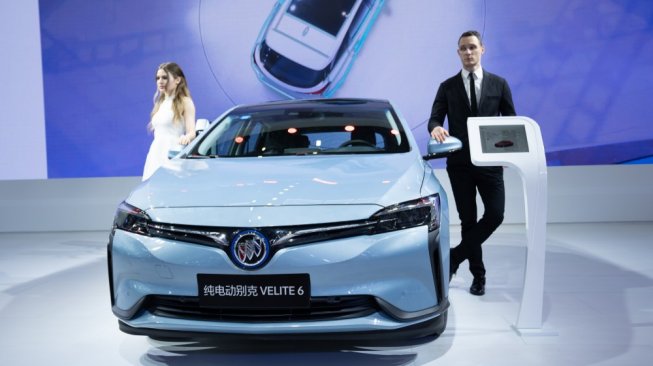 Buick Velite 6 dalam pameran Shenzhen International Auto Show, China 2019. Disebutkan bahwa sosok inilah yang diadopsi untuk Chevrolet Melno [Shutterstock].