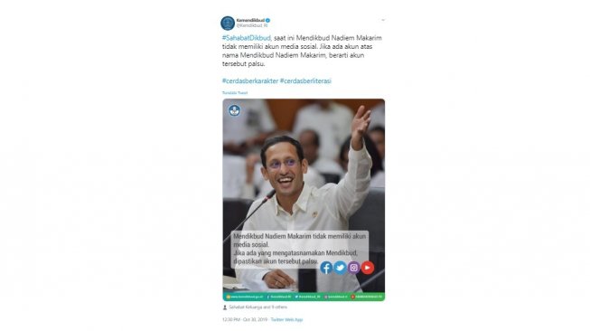 Postingan Kemendikbud membantah akun medsos Mendikbud Nadiem Makarim. [Twitter]