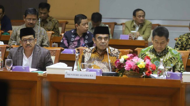 Cerita Menag Fachrul Razi Diminta Pakai Celana Cingkrang oleh Istri