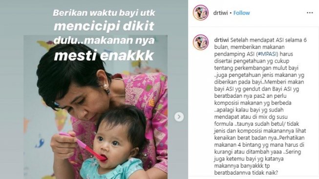Dr Twi ketika mengajarkan bayi makan pertama kali (Instagram/@drtiwi)