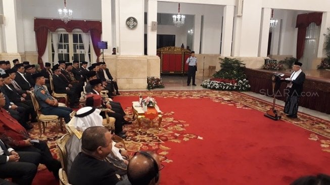 Wapres RI Maruf Amin saat berceramah dalam acara peringatan Maulid Nabi Muhammad SAW di Istana Negara. (Suara.com/Ummi HS).