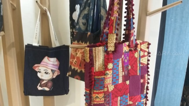 Pakai Yuk, Tote Bag Reusable untuk Lestarikan Bumi