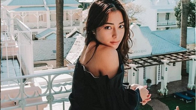 Seksi Menari Tiang, Nikita Willy Banjir Pujian