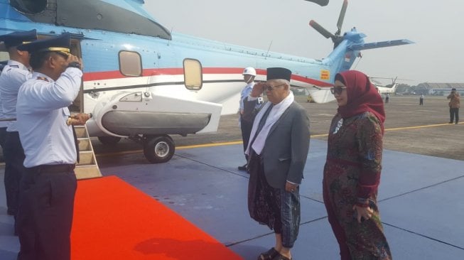 Naik Heli Super Puma, Maruf Hadiri Maulid Nabi dan Haul Ayahanda di Banten