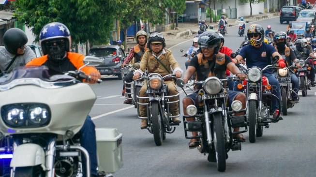 Peringati Hari Pahlawan, Komunitas Banyumas Gelar Sunmori Tabur Bunga